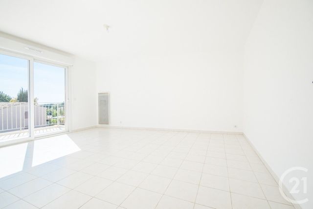 Appartement T4 à vendre - 4 pièces - 85.8 m2 - ANTIBES - 06 - PROVENCE-ALPES-COTE-D-AZUR - Century 21 Lafage Transactions