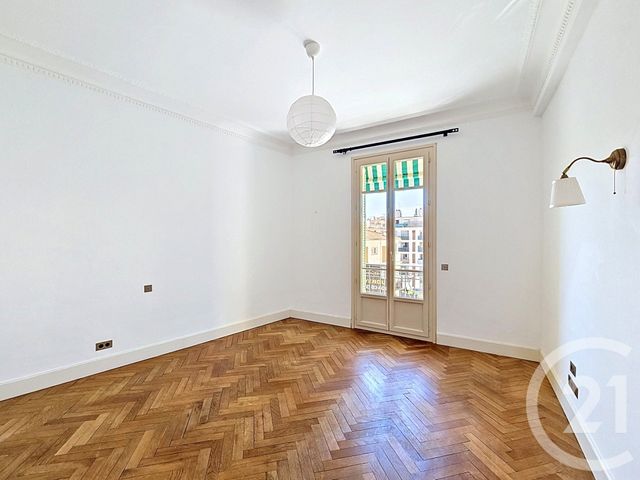 Appartement F4 à vendre - 4 pièces - 120.12 m2 - NICE - 06 - PROVENCE-ALPES-COTE-D-AZUR - Century 21 Lafage Transactions