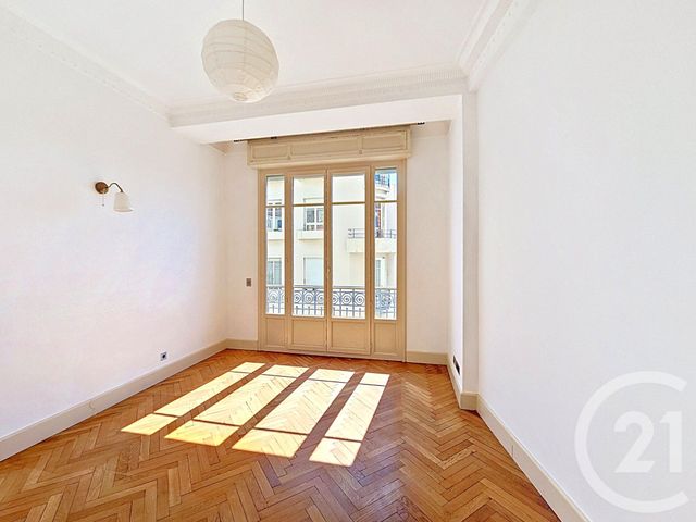 Appartement F4 à vendre - 4 pièces - 120.12 m2 - NICE - 06 - PROVENCE-ALPES-COTE-D-AZUR - Century 21 Lafage Transactions