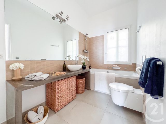 Appartement F3 à vendre - 3 pièces - 102.38 m2 - BEAUSOLEIL - 06 - PROVENCE-ALPES-COTE-D-AZUR - Century 21 Lafage Transactions