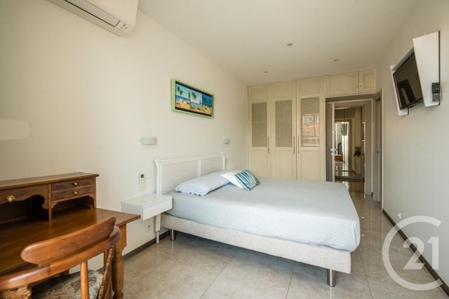 Appartement T3 à vendre - 3 pièces - 96.63 m2 - NICE - 06 - PROVENCE-ALPES-COTE-D-AZUR - Century 21 Lafage Transactions
