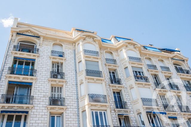 Appartement T3 à vendre - 3 pièces - 96.63 m2 - NICE - 06 - PROVENCE-ALPES-COTE-D-AZUR - Century 21 Lafage Transactions