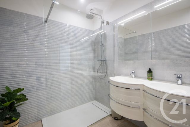 Appartement T3 à vendre - 3 pièces - 96.63 m2 - NICE - 06 - PROVENCE-ALPES-COTE-D-AZUR - Century 21 Lafage Transactions