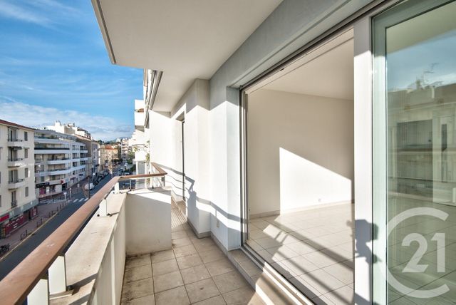 Appartement T2 à vendre - 2 pièces - 51.12 m2 - ANTIBES - 06 - PROVENCE-ALPES-COTE-D-AZUR - Century 21 Lafage Transactions