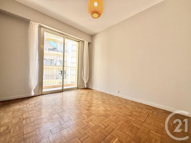 Appartement F4 à vendre - 4 pièces - 88.86 m2 - NICE - 06 - PROVENCE-ALPES-COTE-D-AZUR - Century 21 Lafage Transactions