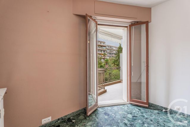 Appartement F2 à vendre - 2 pièces - 46.06 m2 - NICE - 06 - PROVENCE-ALPES-COTE-D-AZUR - Century 21 Lafage Transactions