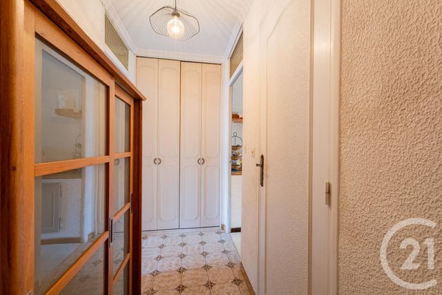 Appartement F3 à vendre - 3 pièces - 62.21 m2 - NICE - 06 - PROVENCE-ALPES-COTE-D-AZUR - Century 21 Lafage Transactions