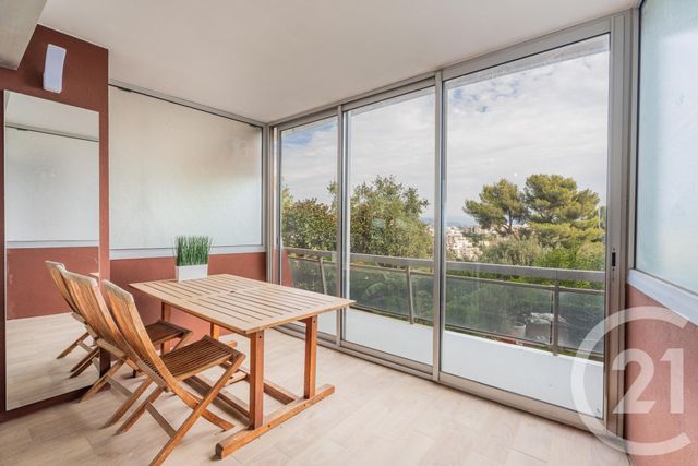 Appartement F2 bis à vendre - 3 pièces - 70.1 m2 - NICE - 06 - PROVENCE-ALPES-COTE-D-AZUR - Century 21 Lafage Transactions