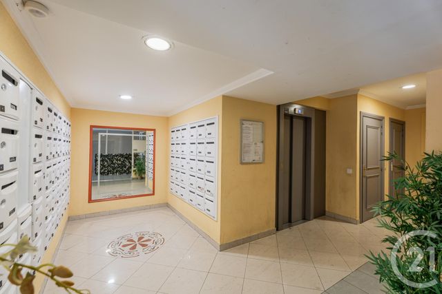 Appartement F1 à vendre - 1 pièce - 24.78 m2 - NICE - 06 - PROVENCE-ALPES-COTE-D-AZUR - Century 21 Lafage Transactions