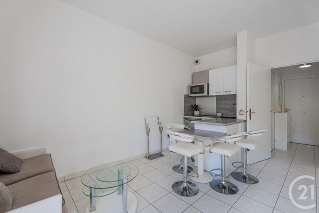 Appartement F1 à vendre - 1 pièce - 24.78 m2 - NICE - 06 - PROVENCE-ALPES-COTE-D-AZUR - Century 21 Lafage Transactions