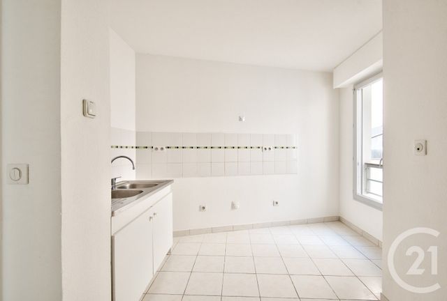 Appartement T3 à vendre - 3 pièces - 74.19 m2 - ANTIBES - 06 - PROVENCE-ALPES-COTE-D-AZUR - Century 21 Lafage Transactions