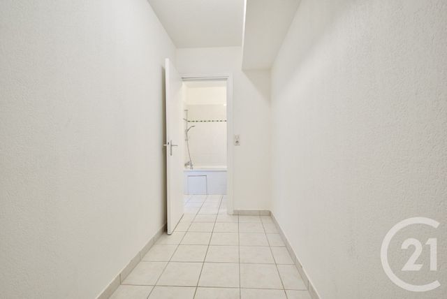 Appartement T3 à vendre - 3 pièces - 72.33 m2 - ANTIBES - 06 - PROVENCE-ALPES-COTE-D-AZUR - Century 21 Lafage Transactions