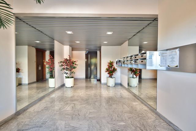 Appartement F4 à vendre - 4 pièces - 150.05 m2 - NICE - 06 - PROVENCE-ALPES-COTE-D-AZUR - Century 21 Lafage Transactions