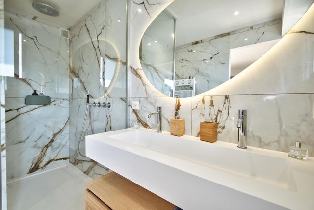 Appartement F4 à vendre - 4 pièces - 150.05 m2 - NICE - 06 - PROVENCE-ALPES-COTE-D-AZUR - Century 21 Lafage Transactions